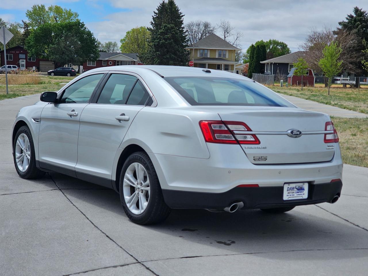 Ford Taurus SEL FWD 2015