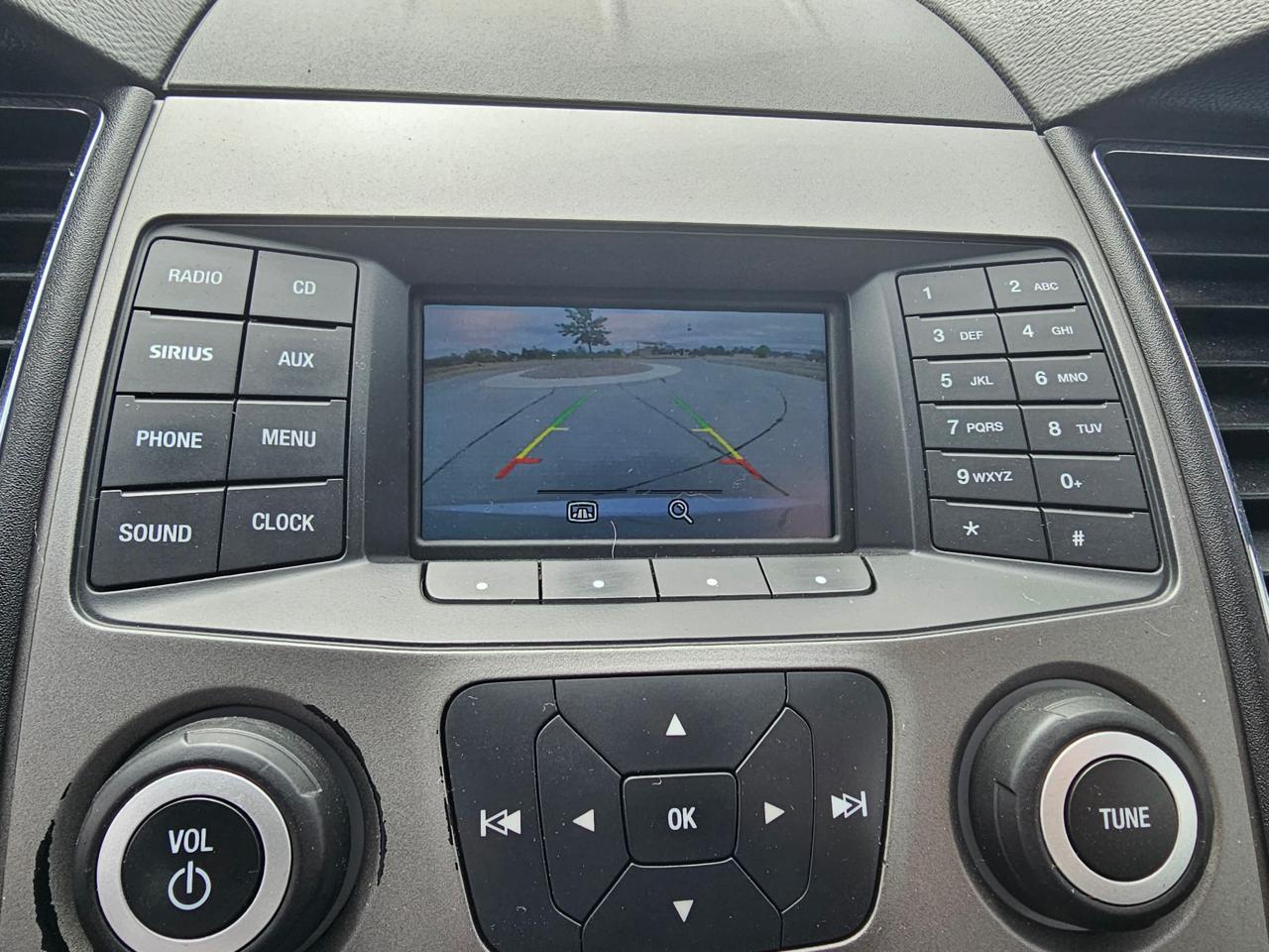 Ford Taurus SEL FWD 2015