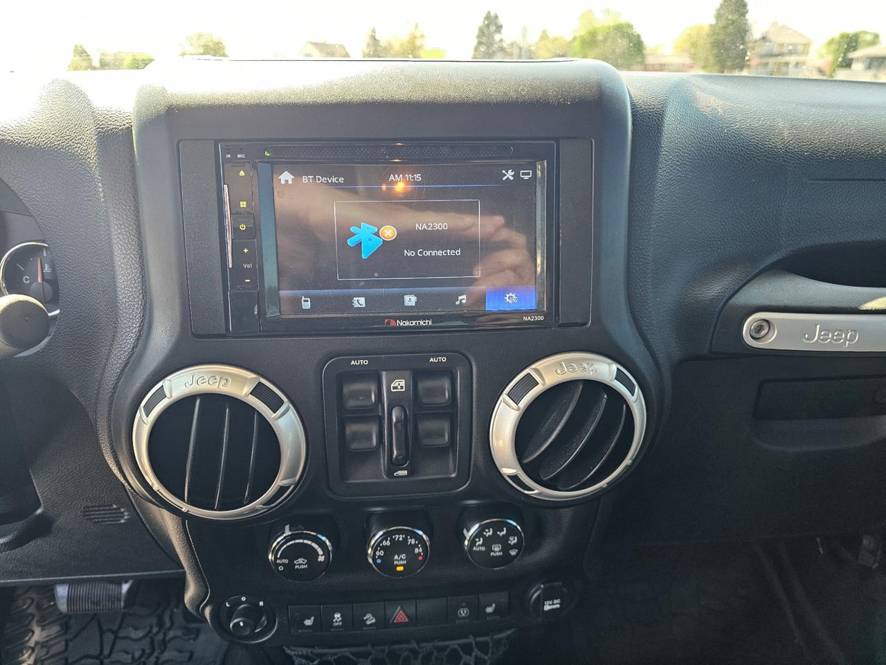 Jeep Wrangler Unlimited Sahara 4WD 2014