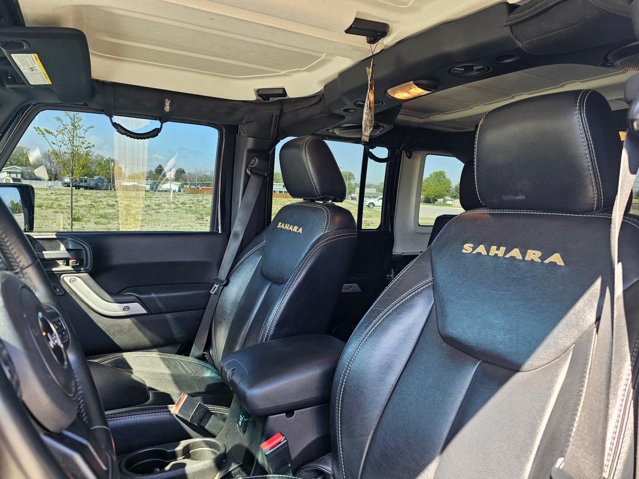 Jeep Wrangler Unlimited Sahara 4WD 2014