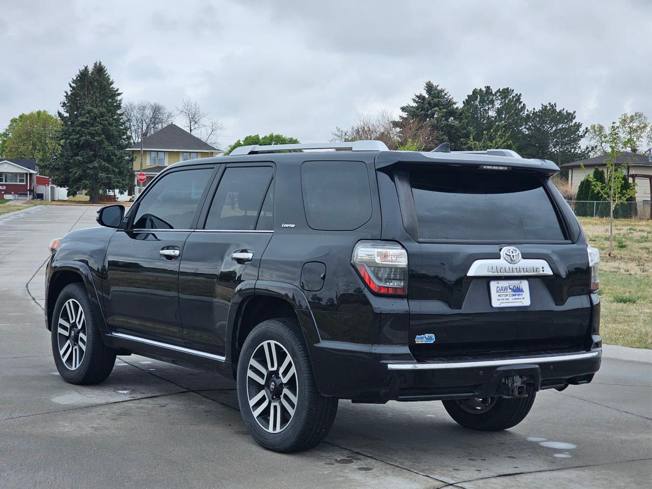 Toyota 4Runner SR5 4WD 2017