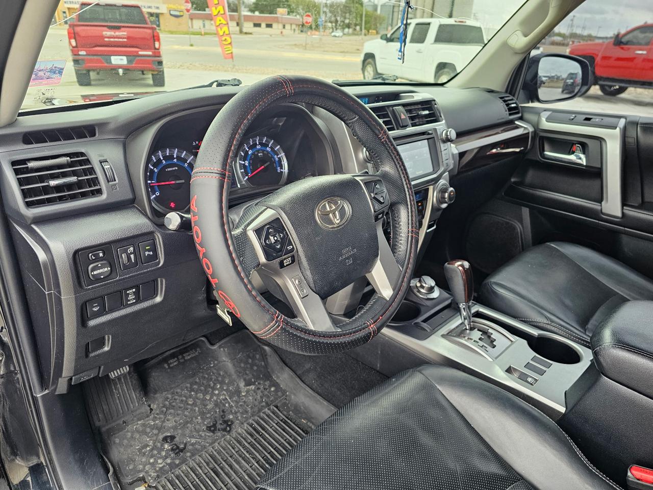 Toyota 4Runner SR5 4WD 2017