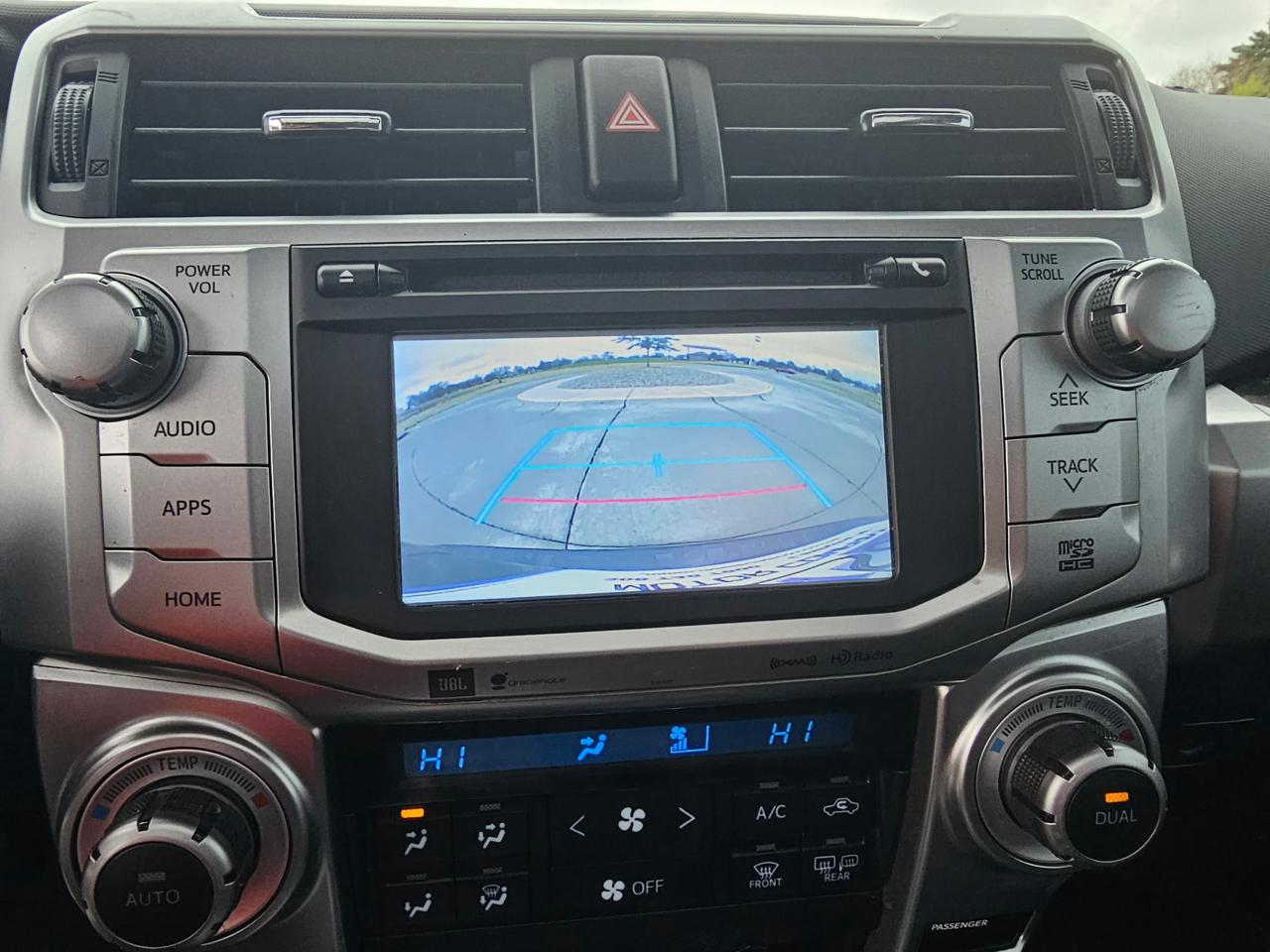 Toyota 4Runner SR5 4WD 2017