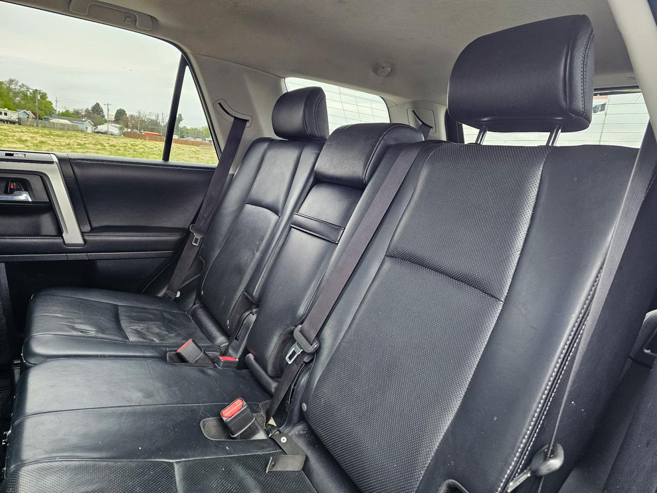 Toyota 4Runner SR5 4WD 2017