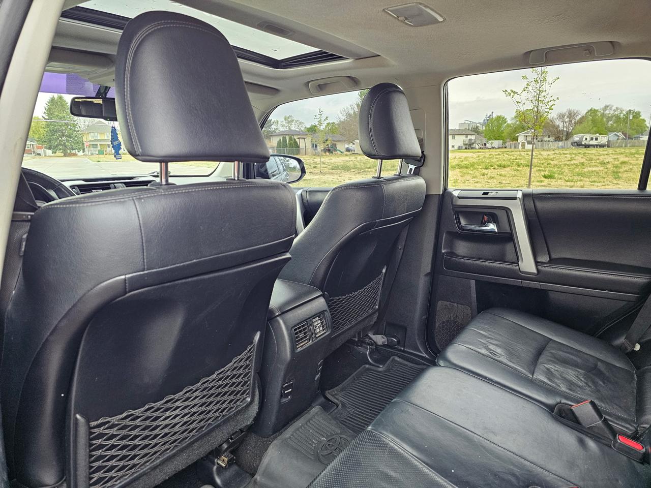 Toyota 4Runner SR5 4WD 2017