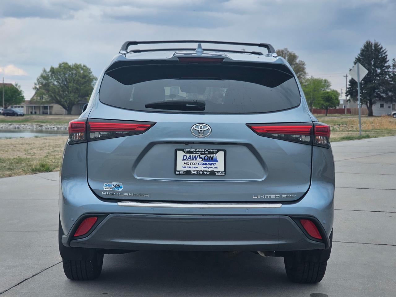 Toyota Highlander Limited AWD V6 2021