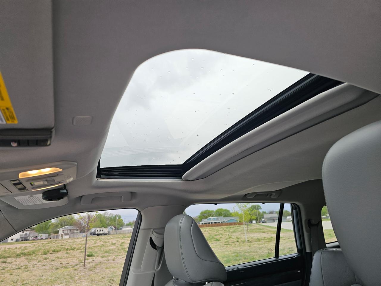 Toyota Highlander Limited AWD V6 2021