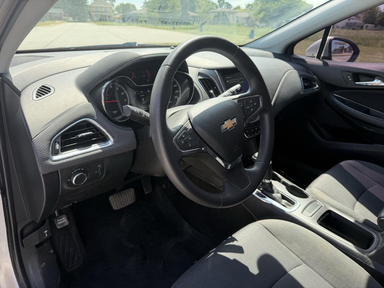 Chevrolet Cruze LT Hatchback 2019