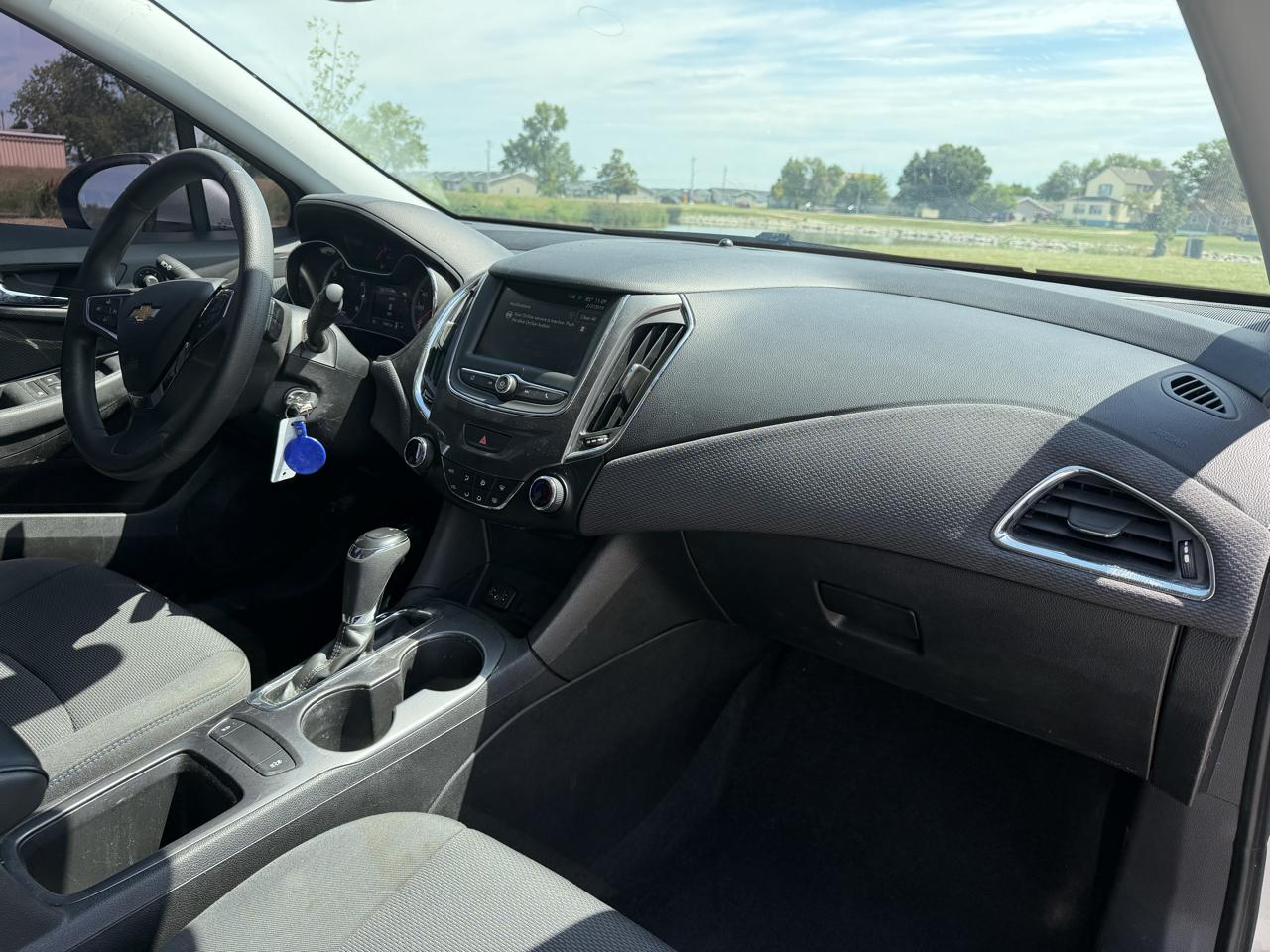 Chevrolet Cruze LT Hatchback 2019