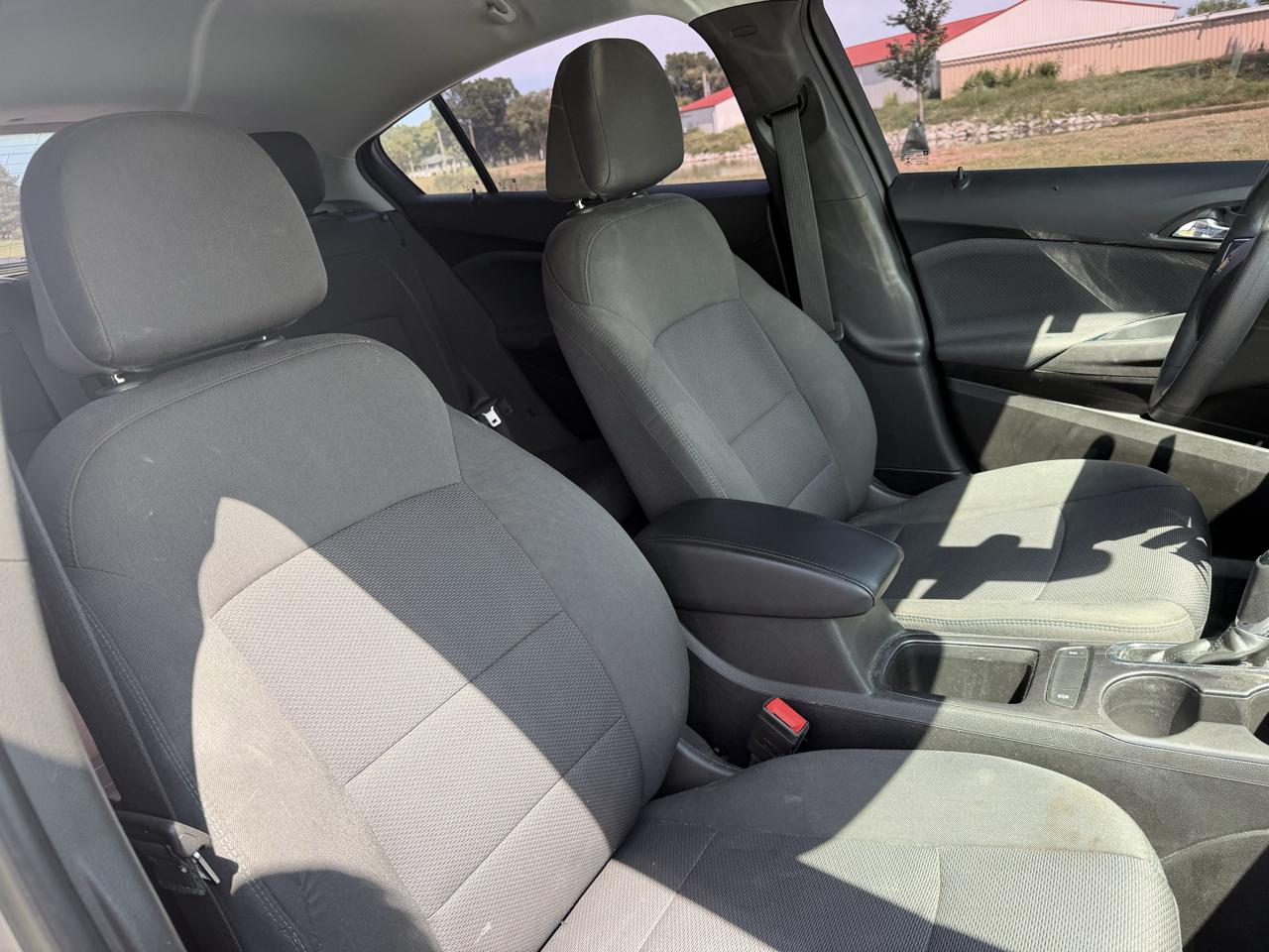 Chevrolet Cruze LT Hatchback 2019