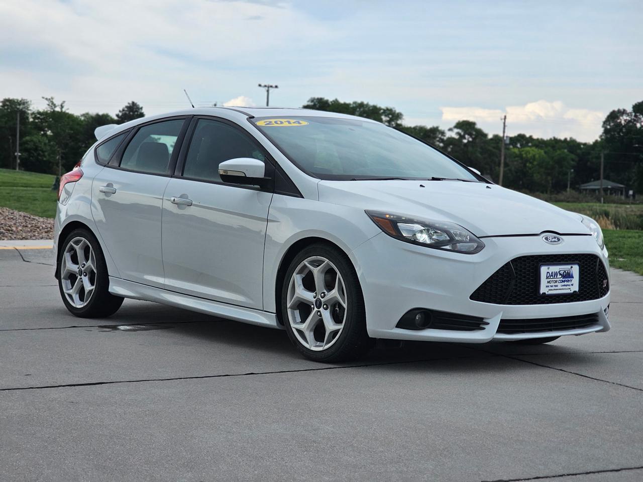 2014 Ford Focus 5 Door Hatch ST's photo