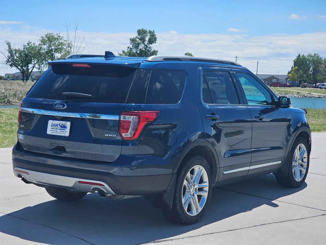 Ford Explorer XLT 4WD 2017