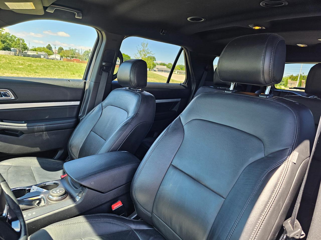Ford Explorer XLT 4WD 2017