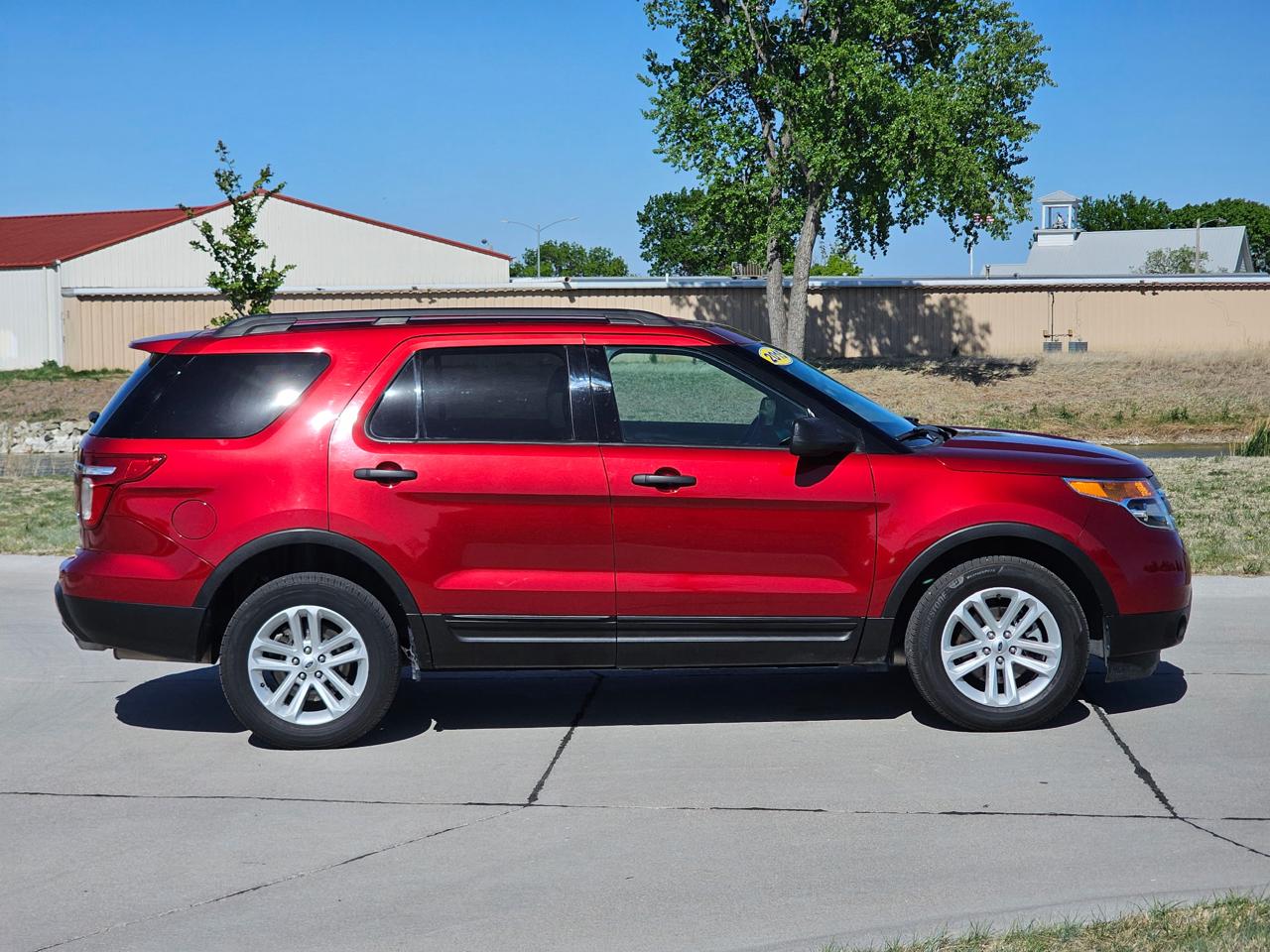 Ford Explorer Base 4WD 2015