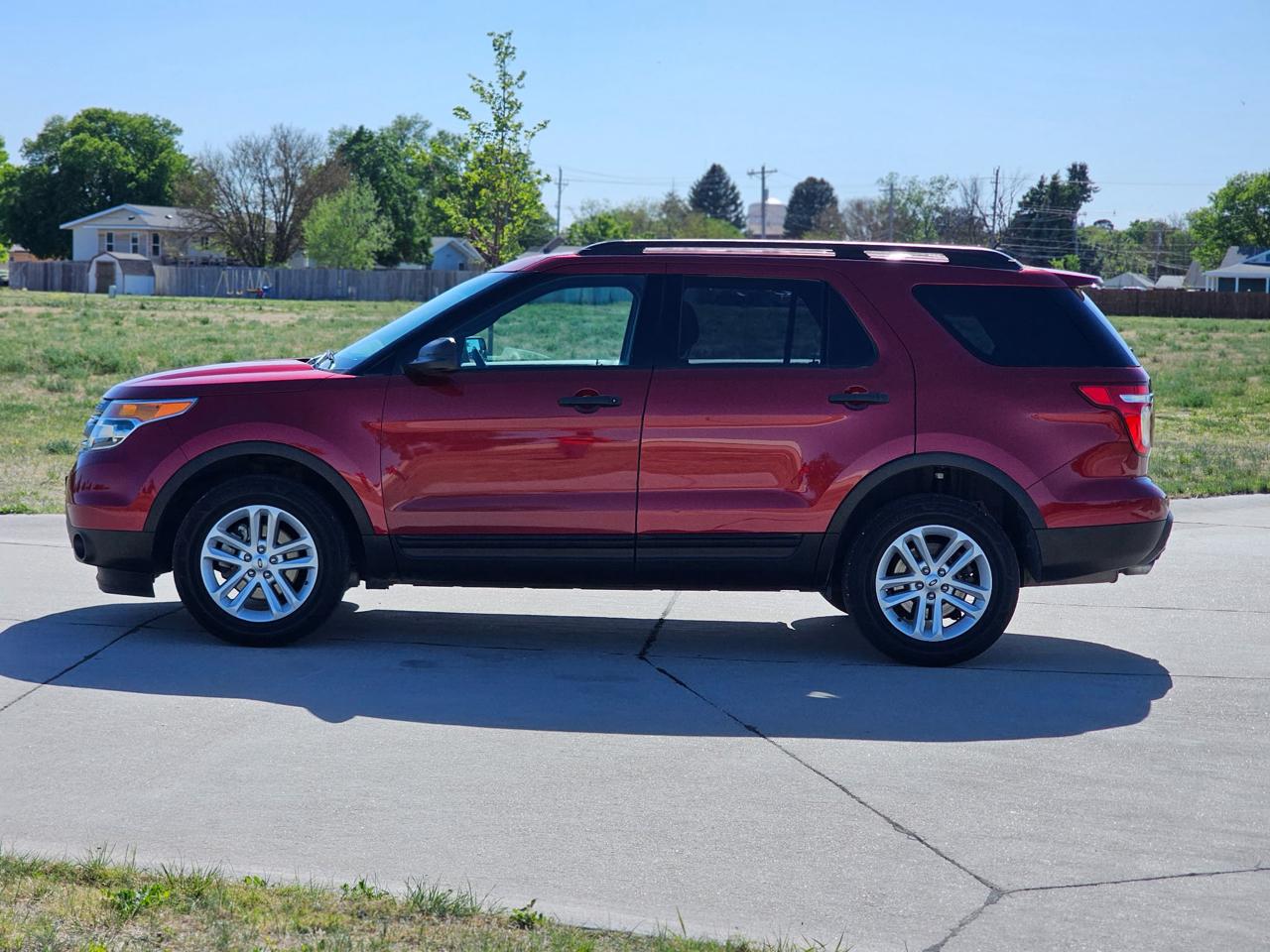 Ford Explorer Base 4WD 2015