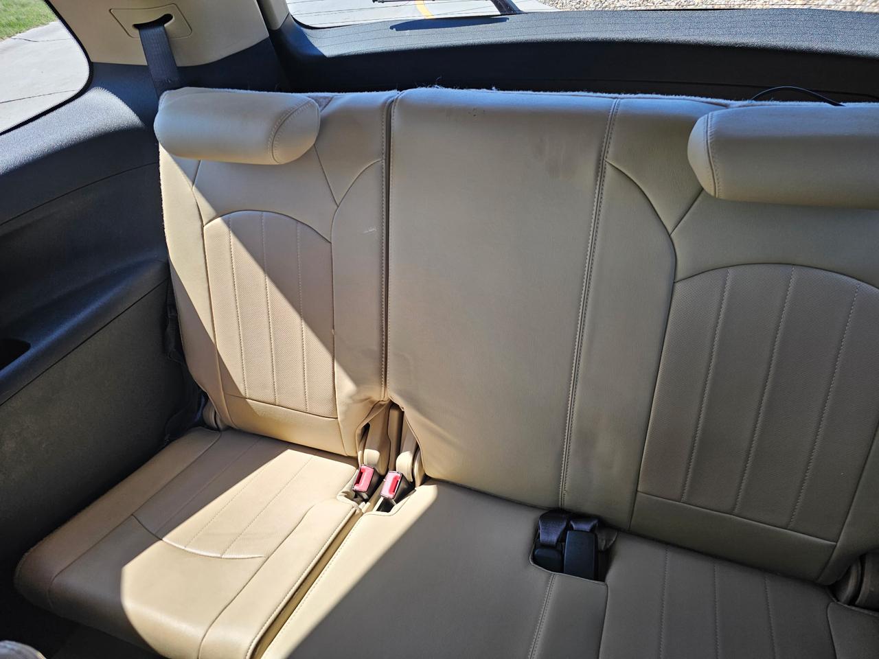 GMC Acadia Denali AWD 2012