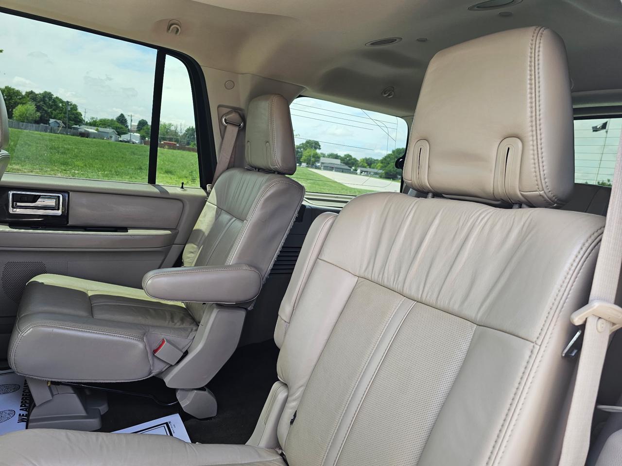 Lincoln Navigator Select 2WD 2016
