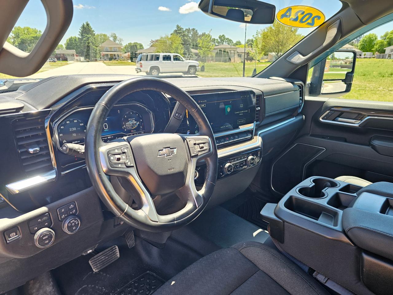 Chevrolet Silverado 2500HD LT Crew Cab Short Box 4WD 2024