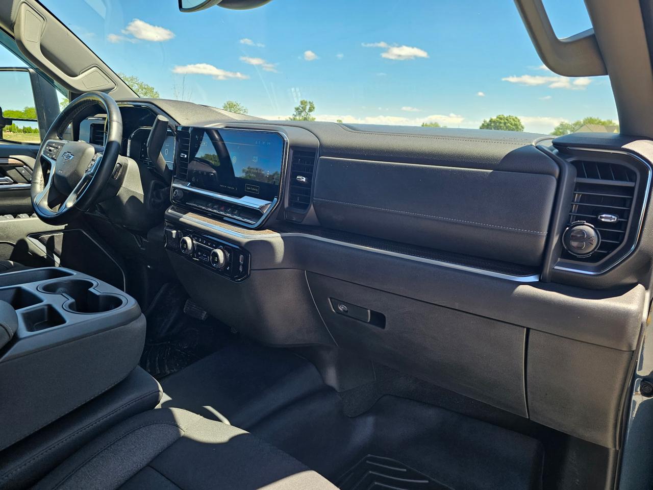 Chevrolet Silverado 2500HD LT Crew Cab Short Box 4WD 2024
