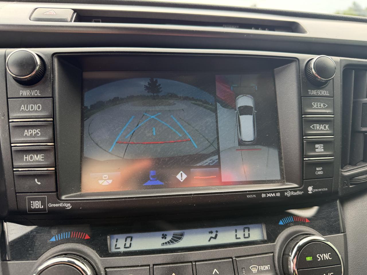 Toyota RAV4 SE 4WD 2017
