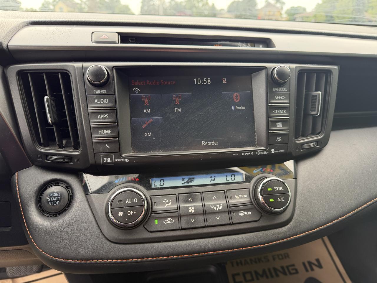 Toyota RAV4 SE 4WD 2017