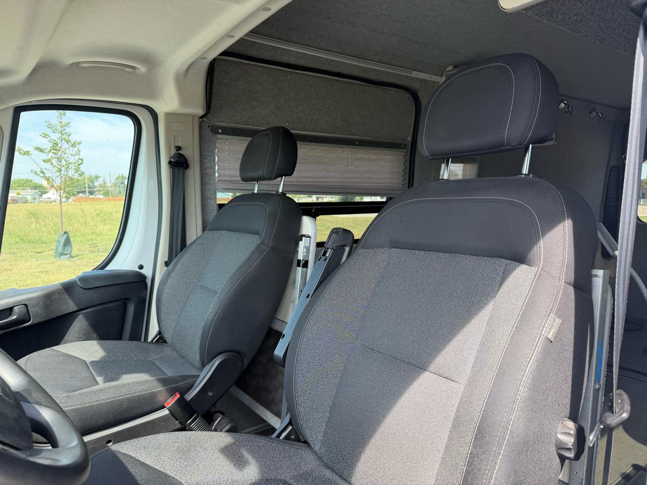 RAM Promaster 3500 High Roof Tradesman 159-in. WB Ext 2015