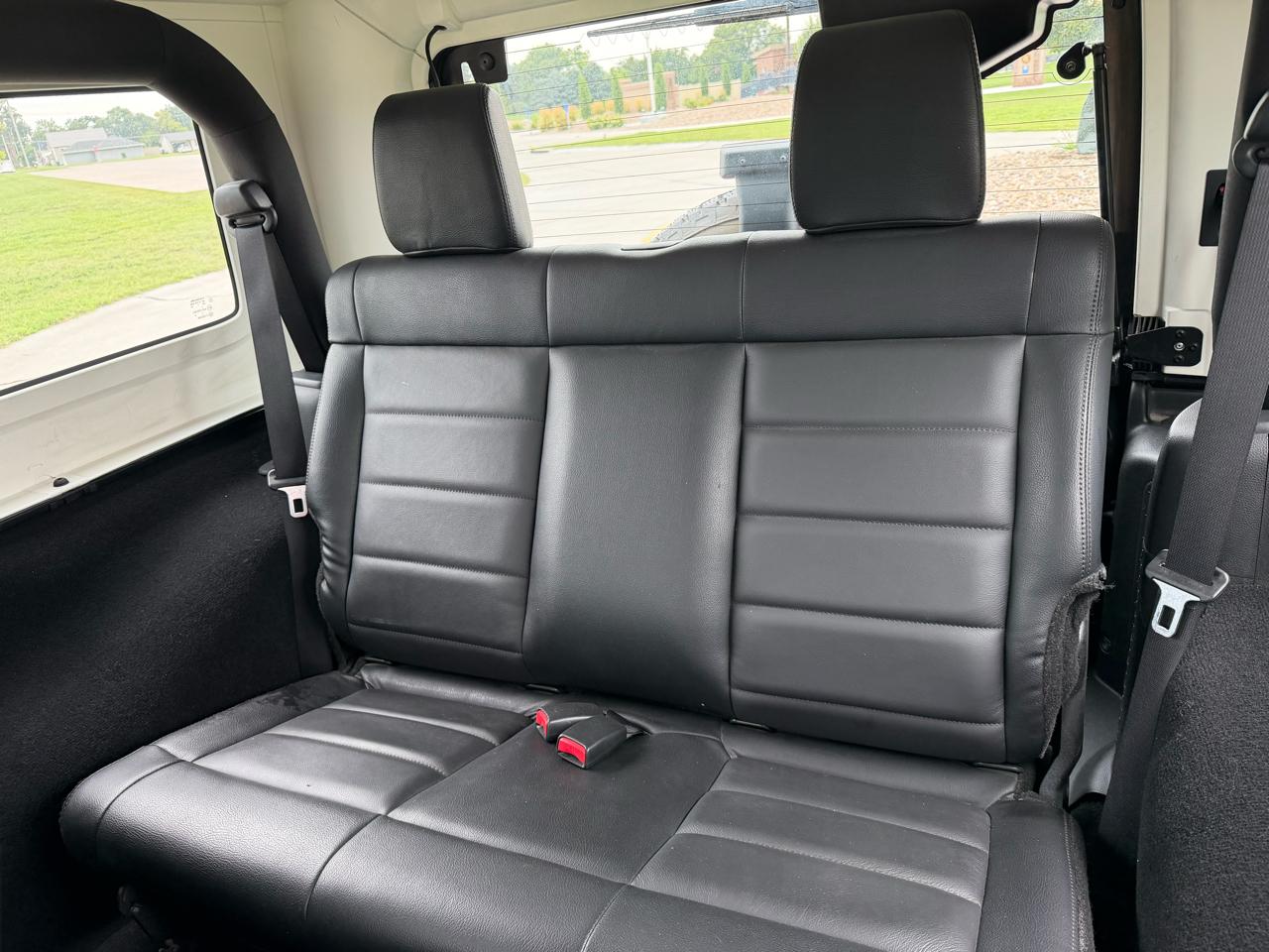 Jeep Wrangler Sport 4WD 2012