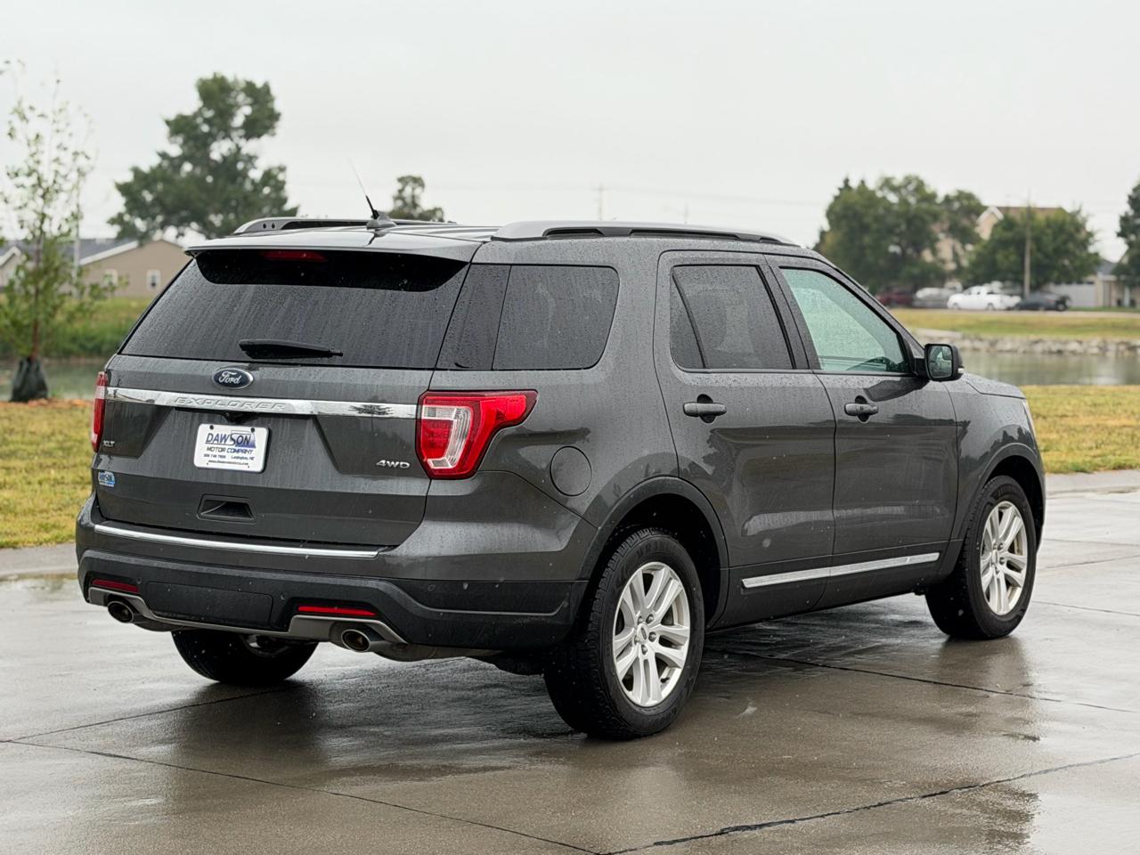 Ford Explorer XLT 4WD 2018
