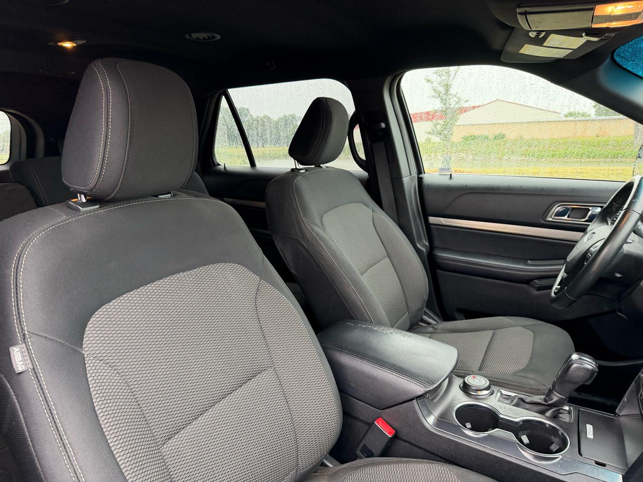 Ford Explorer XLT 4WD 2018