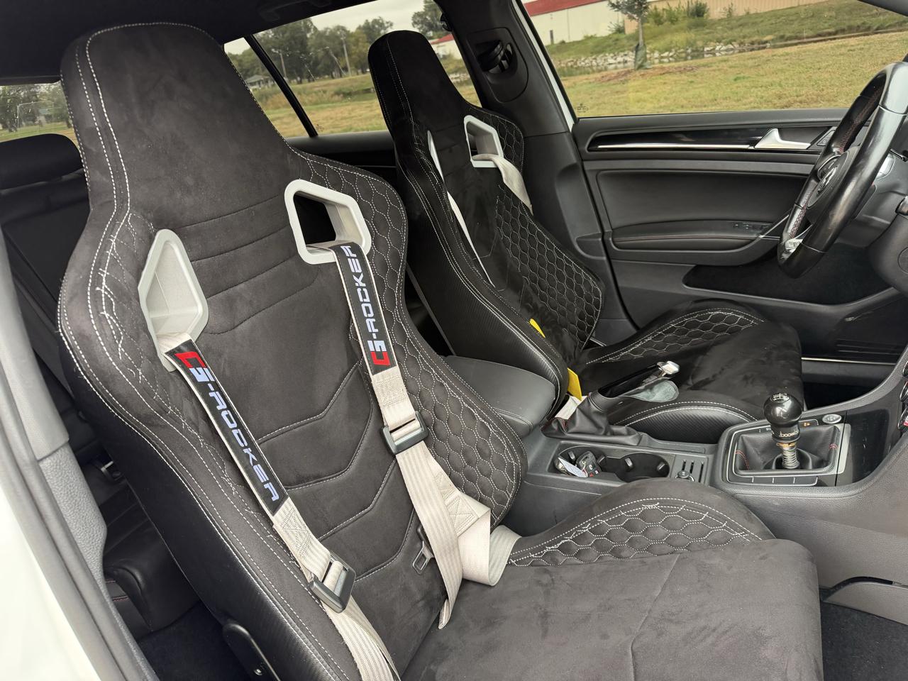 Volkswagen Golf GTI SE 6M 4-Door 2017