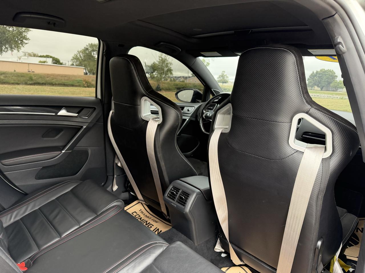 Volkswagen Golf GTI SE 6M 4-Door 2017