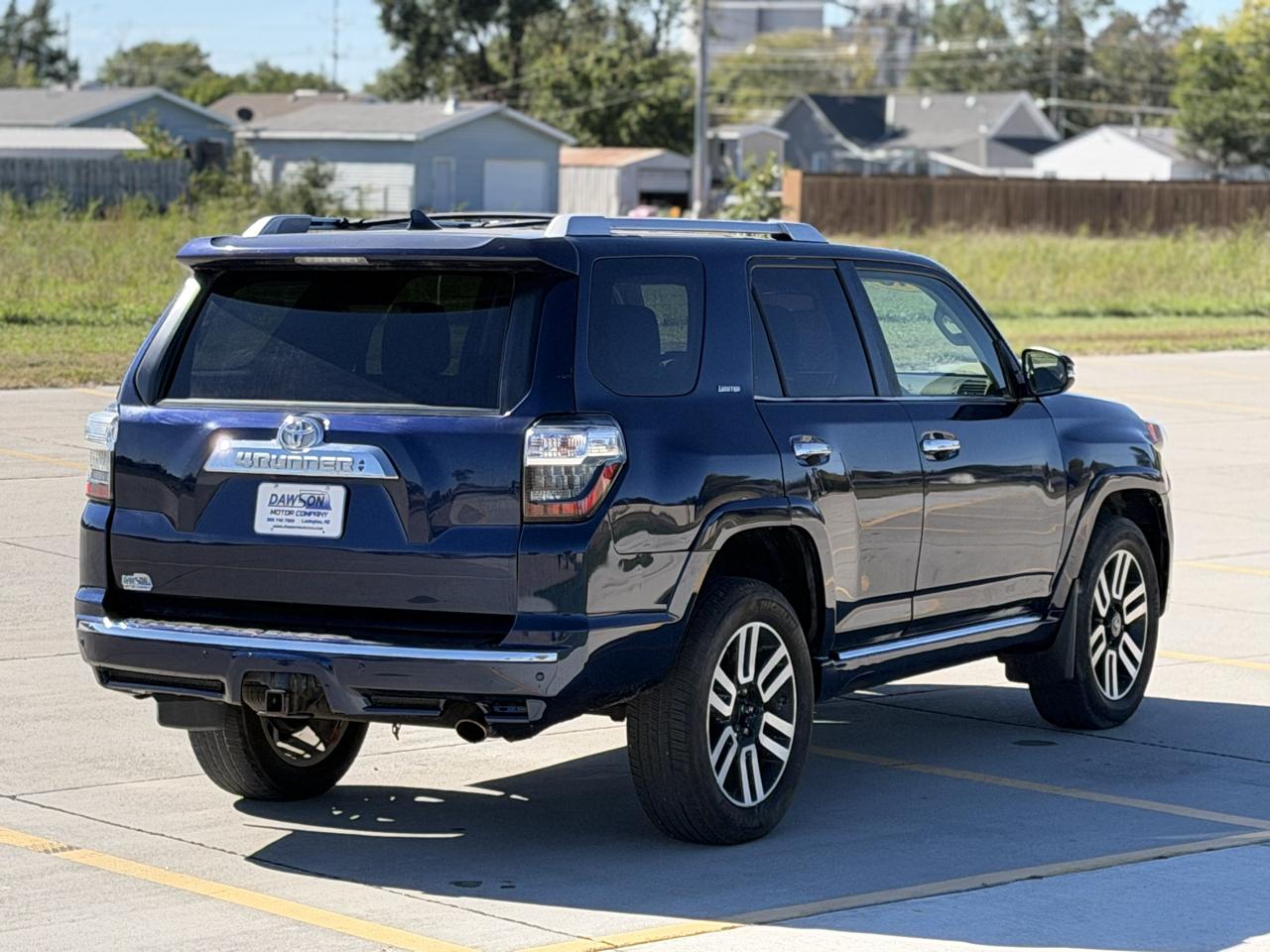 Toyota 4Runner SR5 4WD 2016