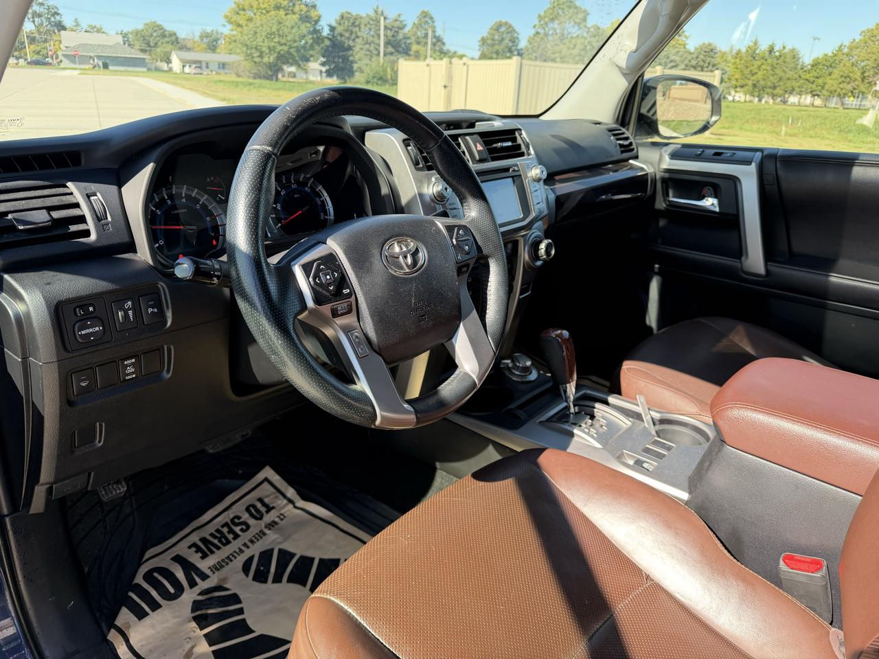 Toyota 4Runner SR5 4WD 2016