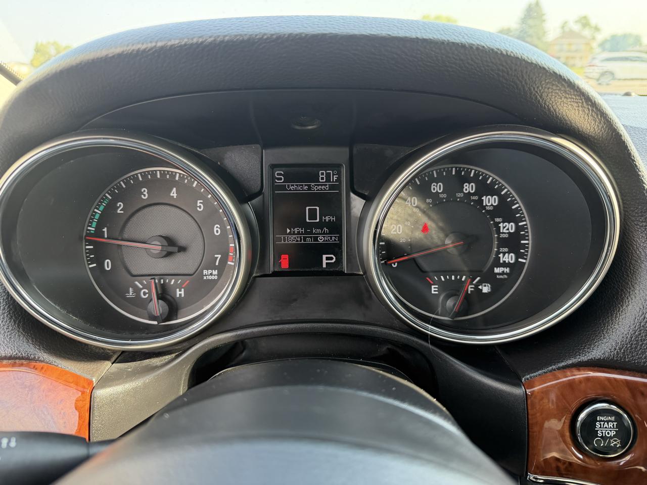Jeep Grand Cherokee Limited 4WD 2012