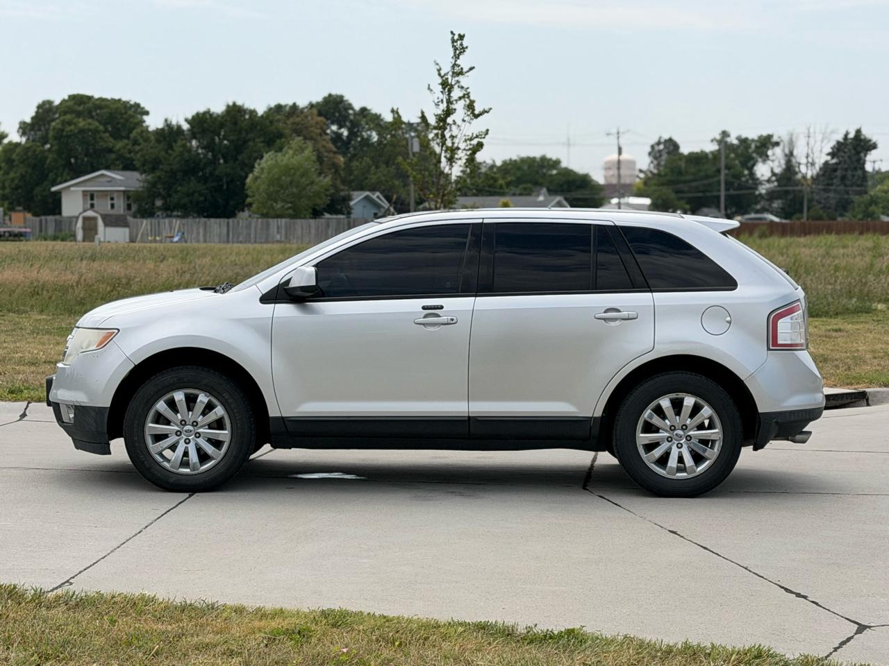 Ford Edge SEL FWD 2010