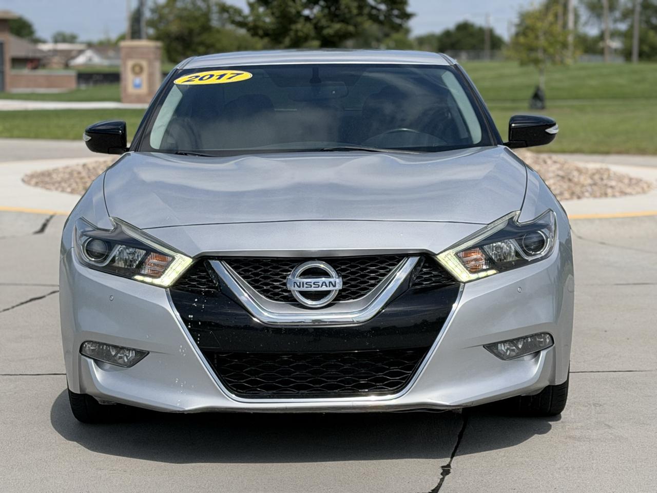 Nissan Maxima SV 3.5L 2017
