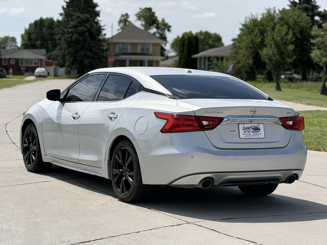 Nissan Maxima SV 3.5L 2017