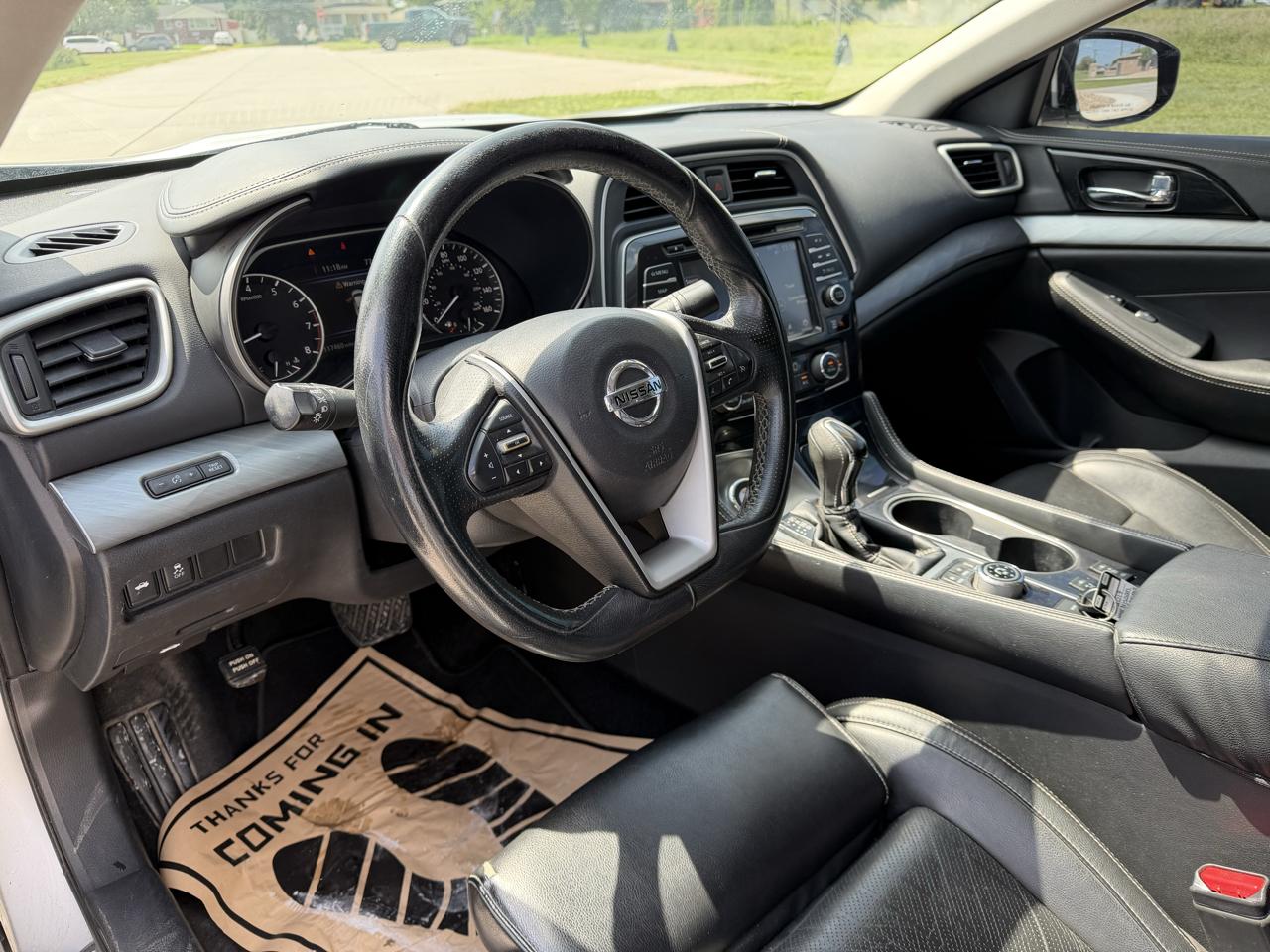 Nissan Maxima SV 3.5L 2017
