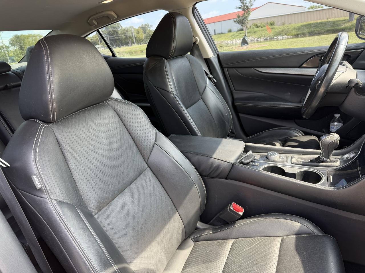 Nissan Maxima SV 3.5L 2017