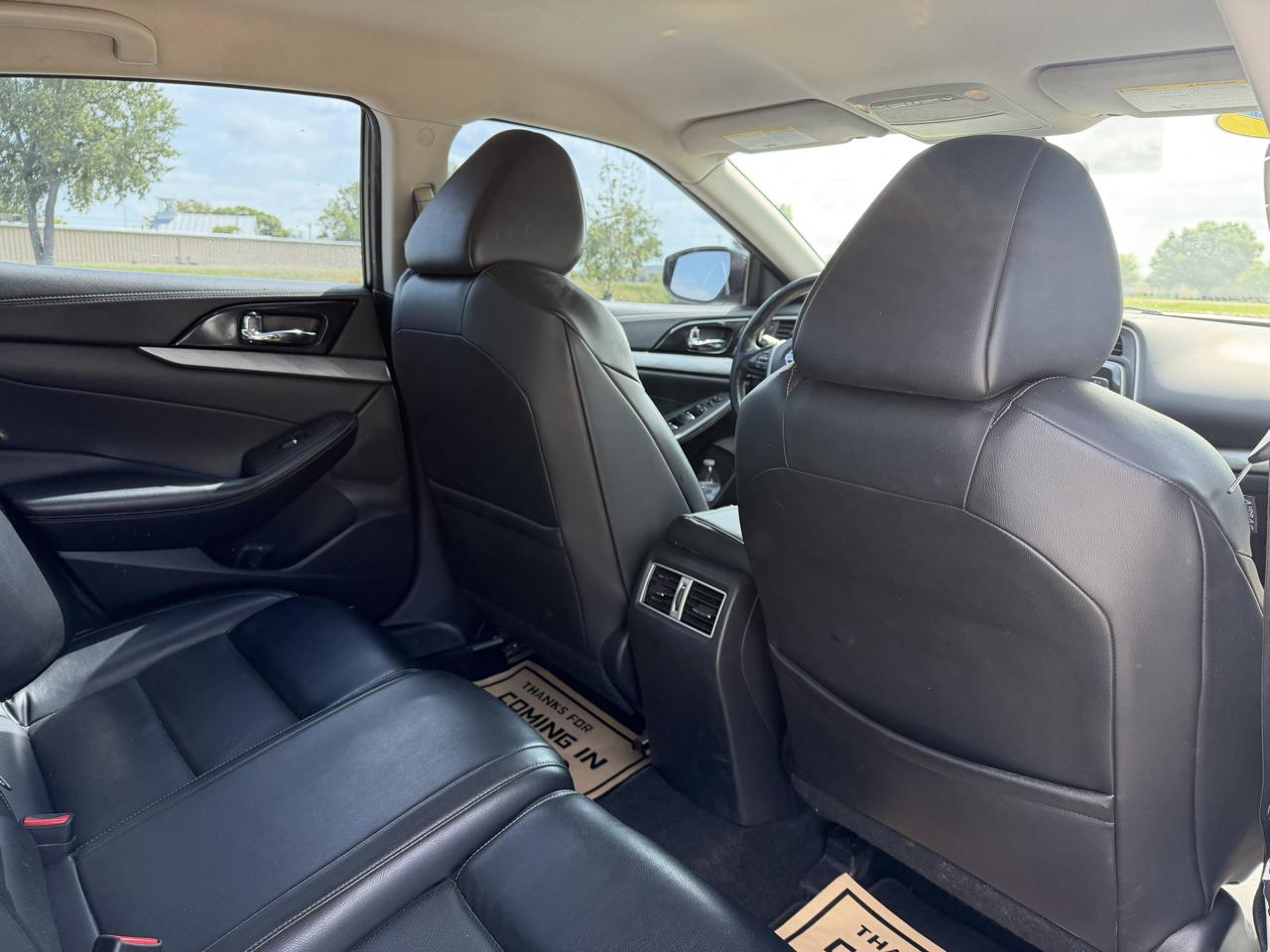 Nissan Maxima SV 3.5L 2017