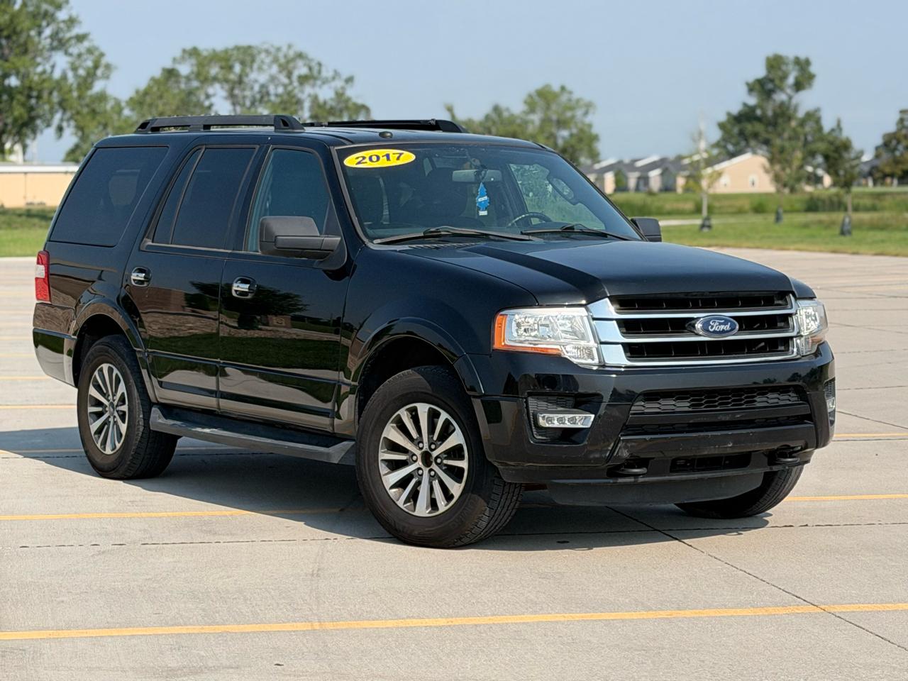 Ford Expedition XLT 4WD 2017