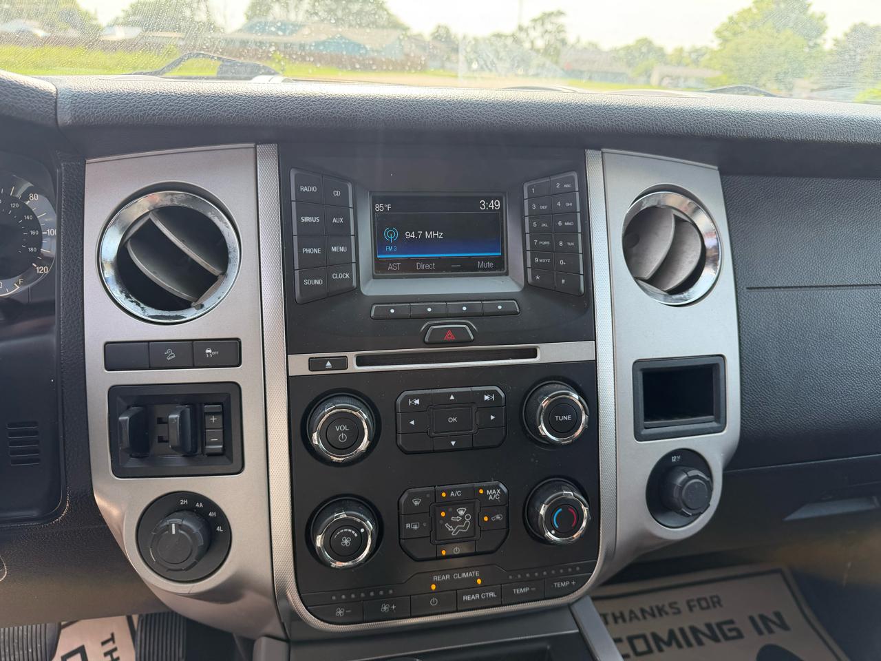 Ford Expedition XLT 4WD 2017