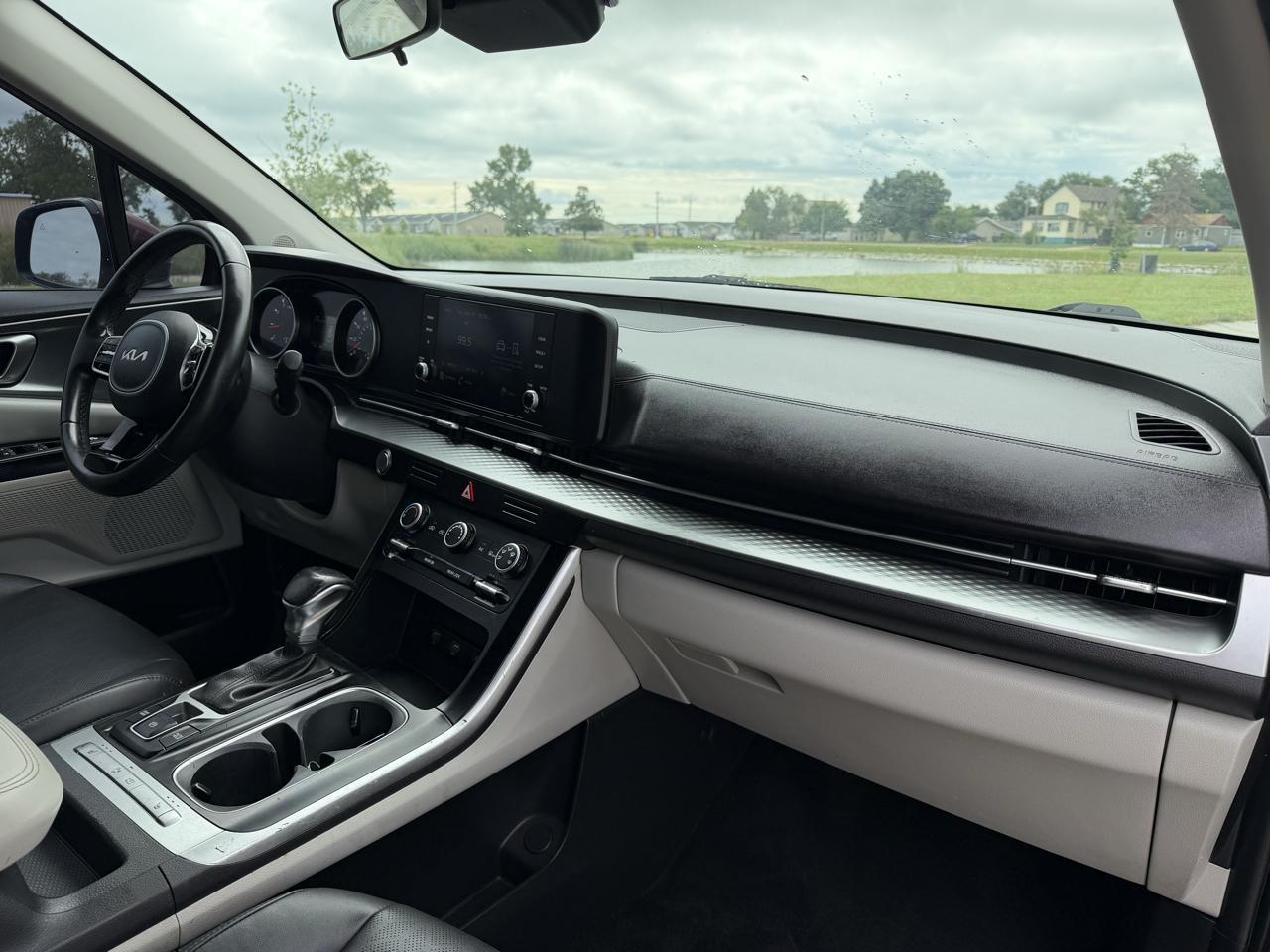 Kia Carnival LXS 2022