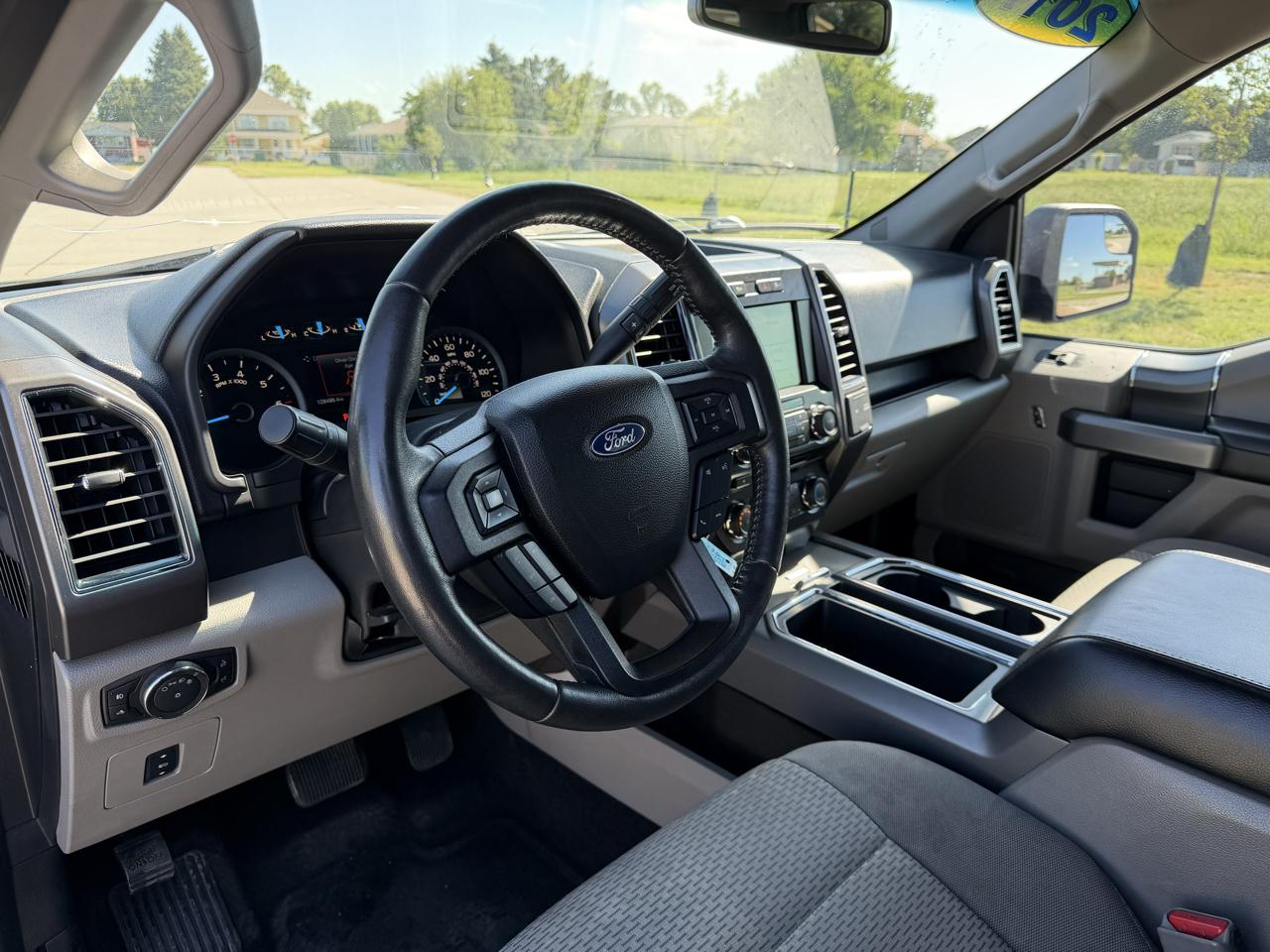 Ford F-150 Lariat SuperCrew 6.5-ft. Bed 4WD 2017