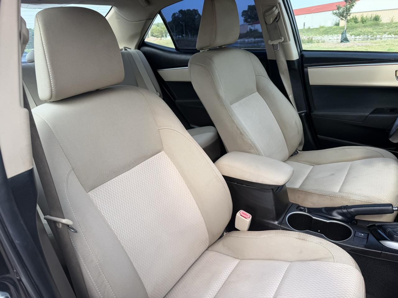 Toyota Corolla LE 4D Sedan 2015
