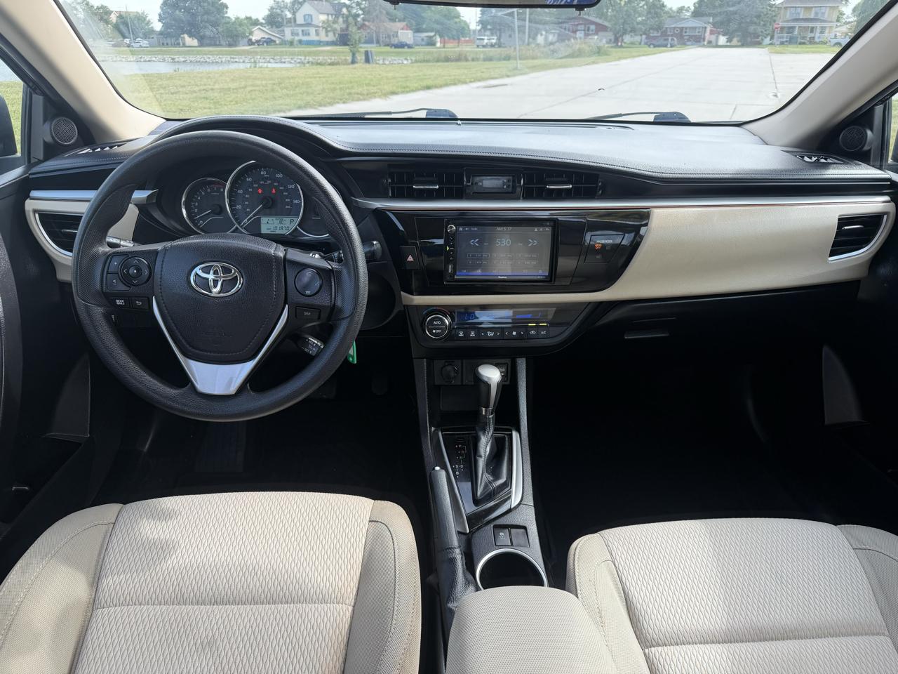 Toyota Corolla LE 4D Sedan 2015
