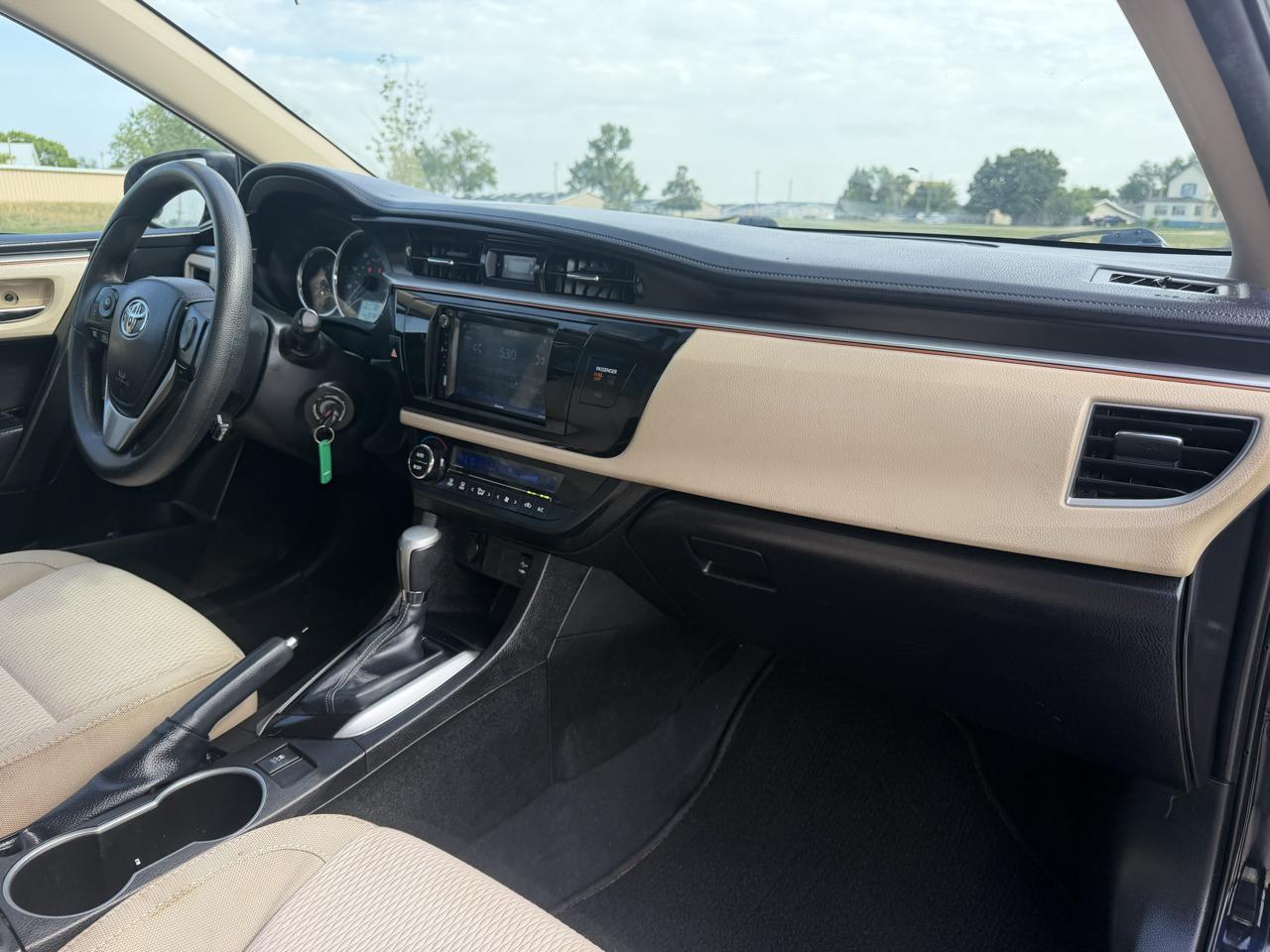 Toyota Corolla LE 4D Sedan 2015