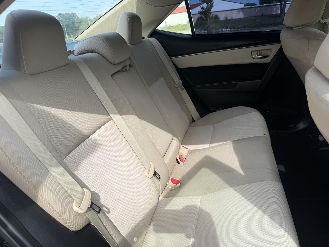 Toyota Corolla LE 4D Sedan 2015