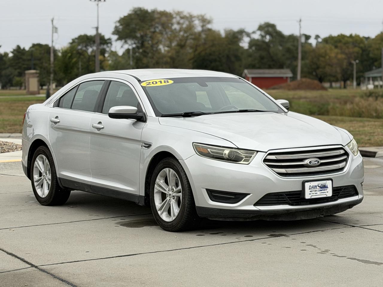 Ford Taurus SEL FWD 2018