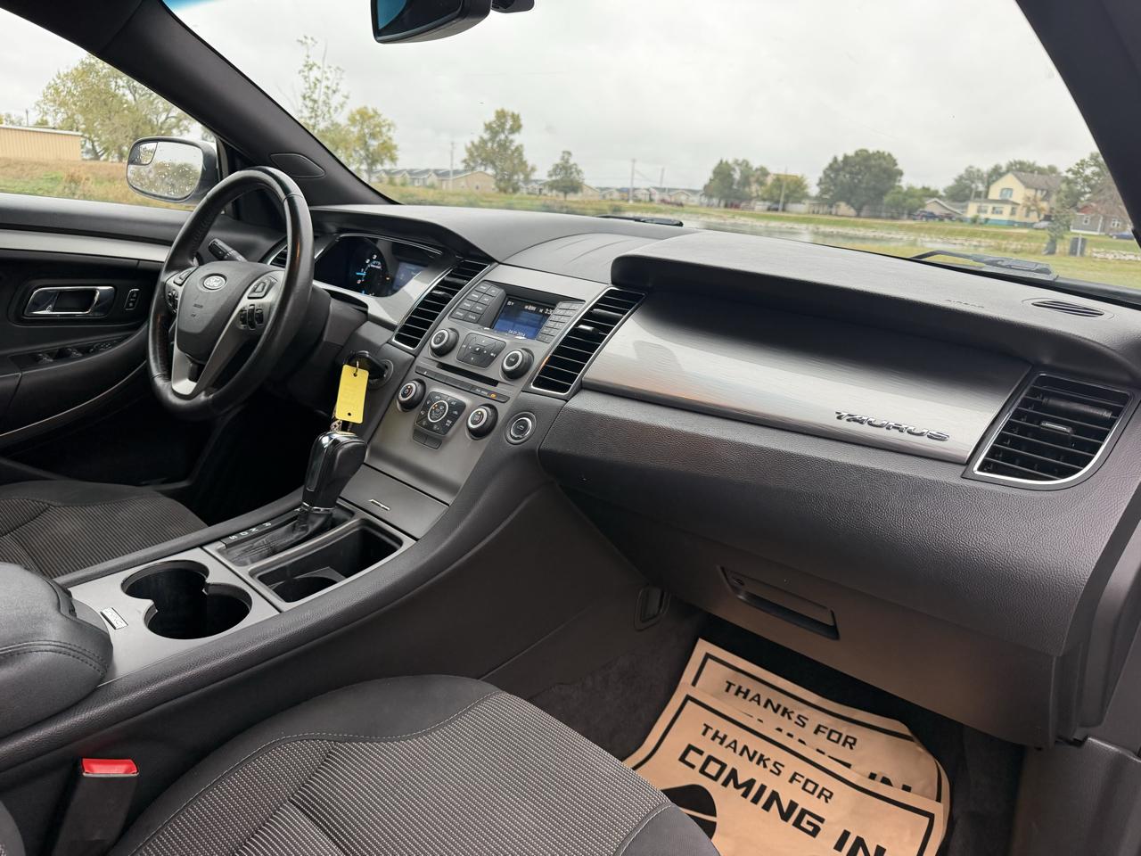 Ford Taurus SEL FWD 2018